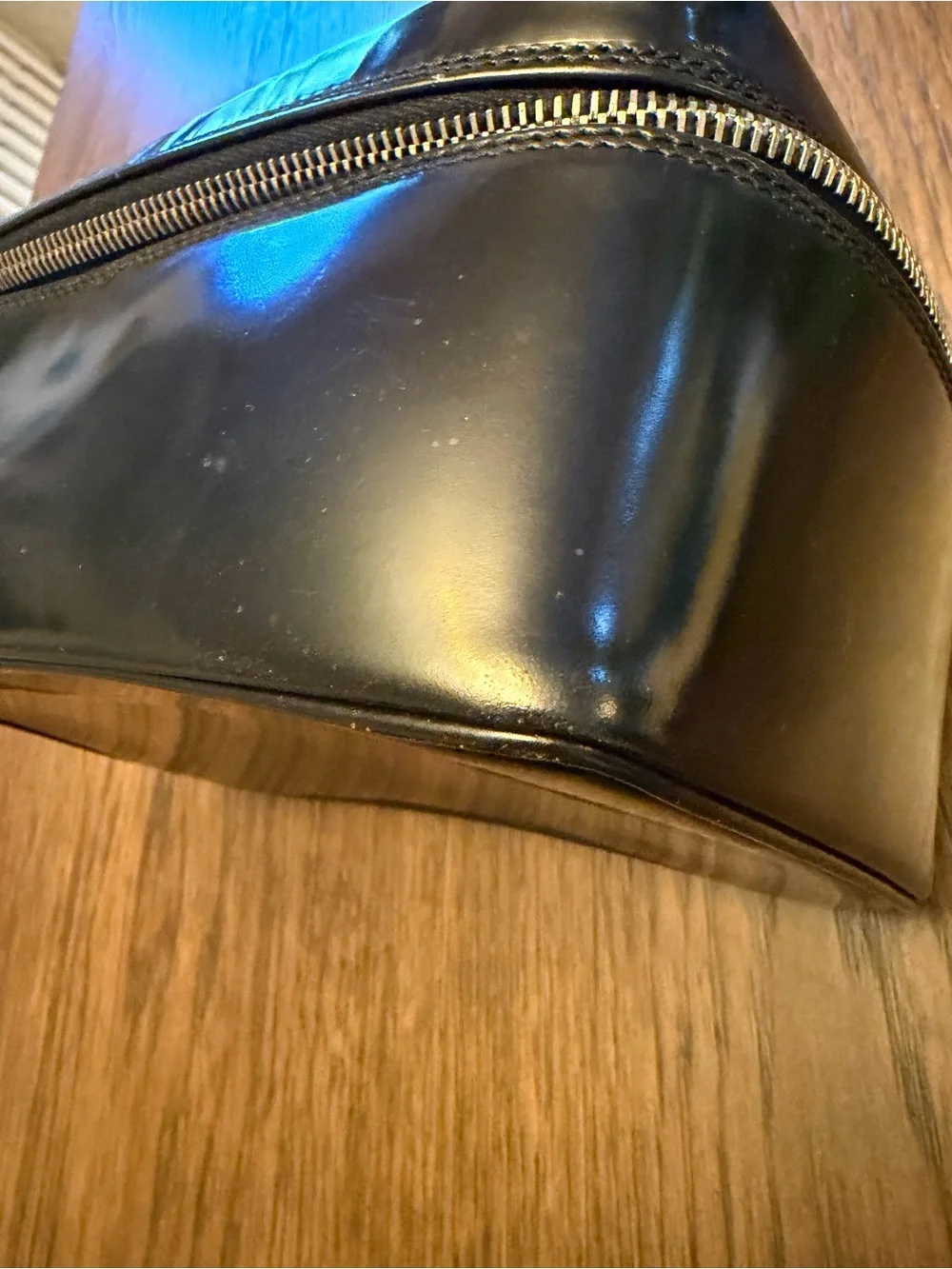 Vintage GUCCI Black Patent Leather Bamboo Vanity Cosmetic Case Bag